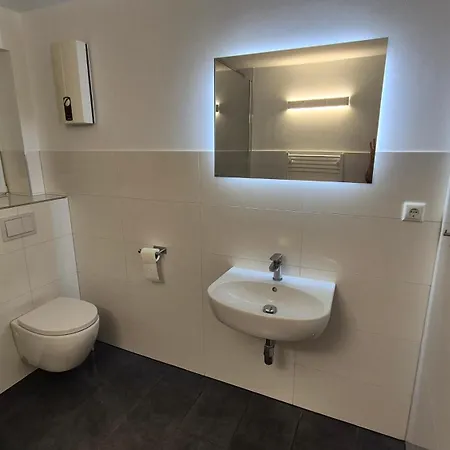 Zentral Zwischen Und Buer *